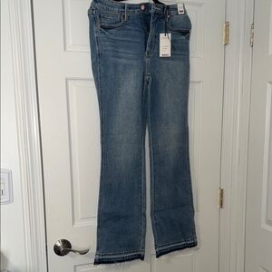 Judy Blue Flare Leg Jeans in Classic Blue